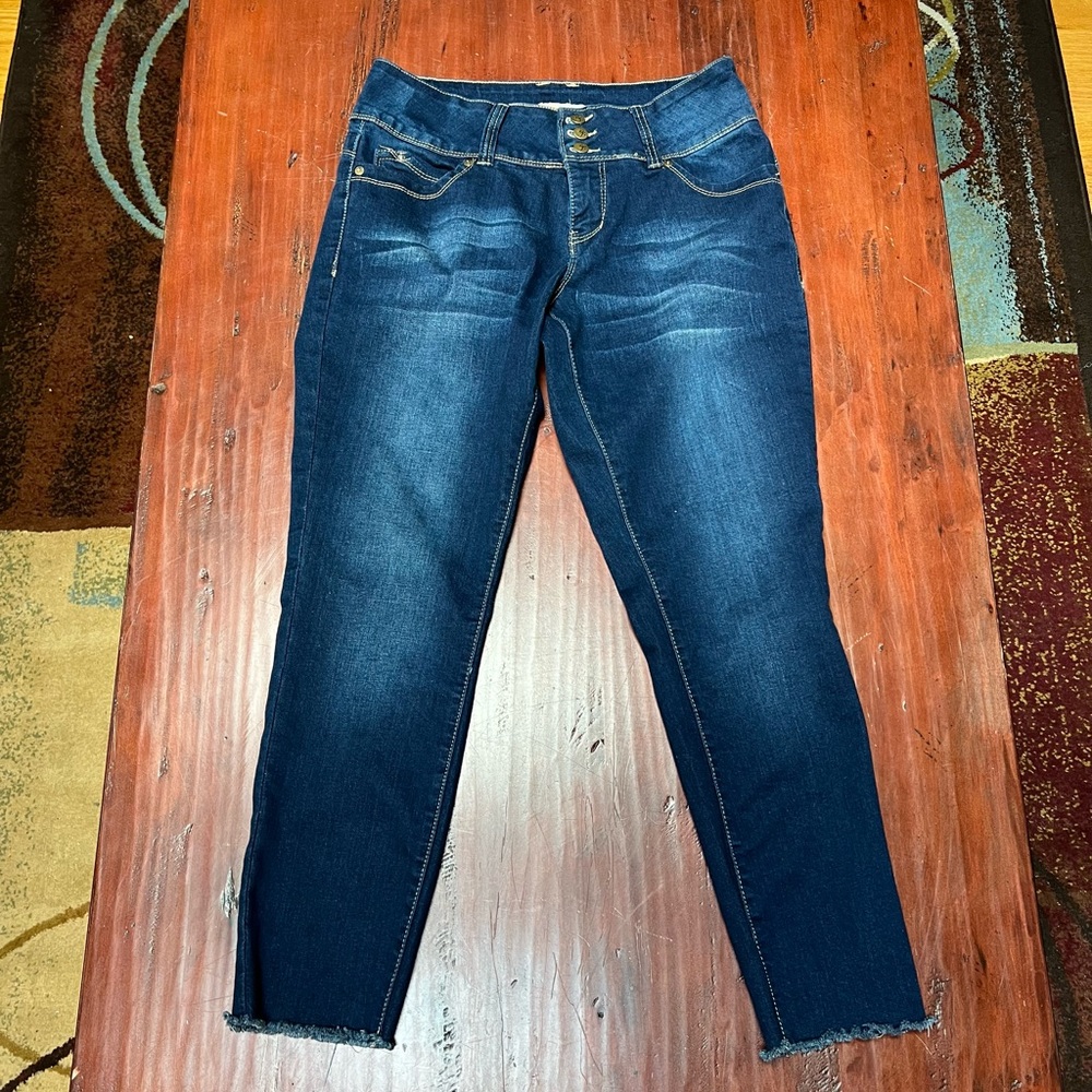 Royalty For Me Frayed Hem Mid Rise Skinny Jeans Size 8